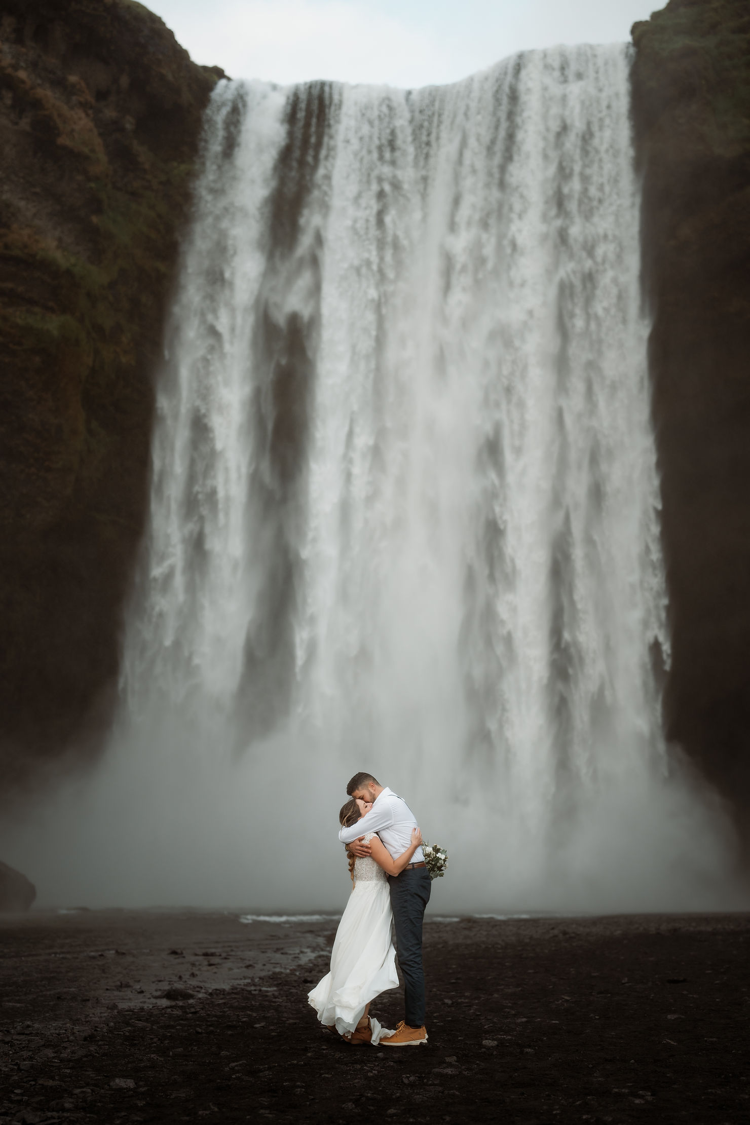 8 Iconic Wedding Locations in Iceland